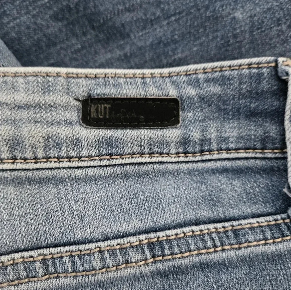Kut from the kloth boyfriend jeans light distressing mid rise size 6 - Picture 6 of 6